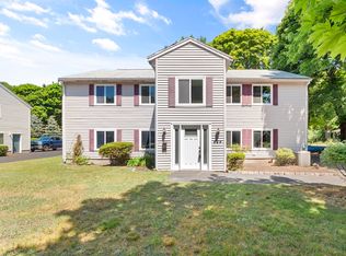 424 Andover St, Lowell, MA 01852