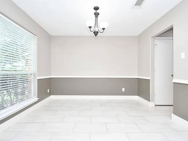 24406 Lakecrest Village Dr — Photo 7