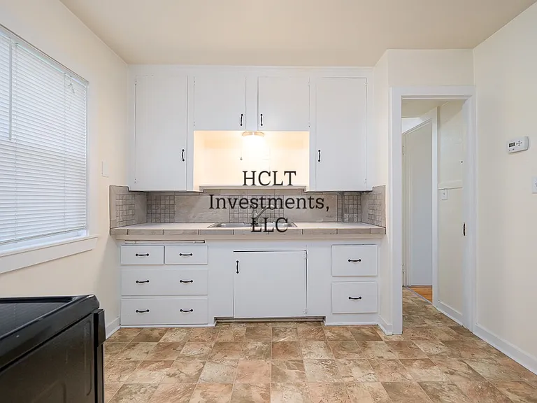 408 11th Ave S #408 — Photo 12