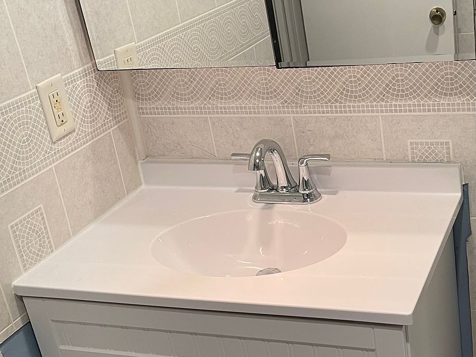 1st image of 549 Florida Ave APT 102