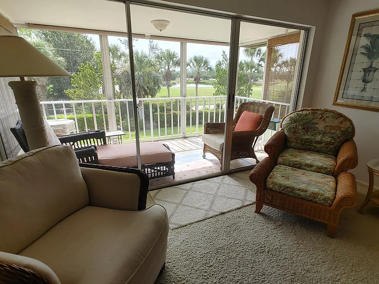 6725 Winkler Rd #C203 — Photo 12