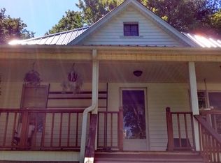25 Hayes Cove Rd, Leicester, NC 28748