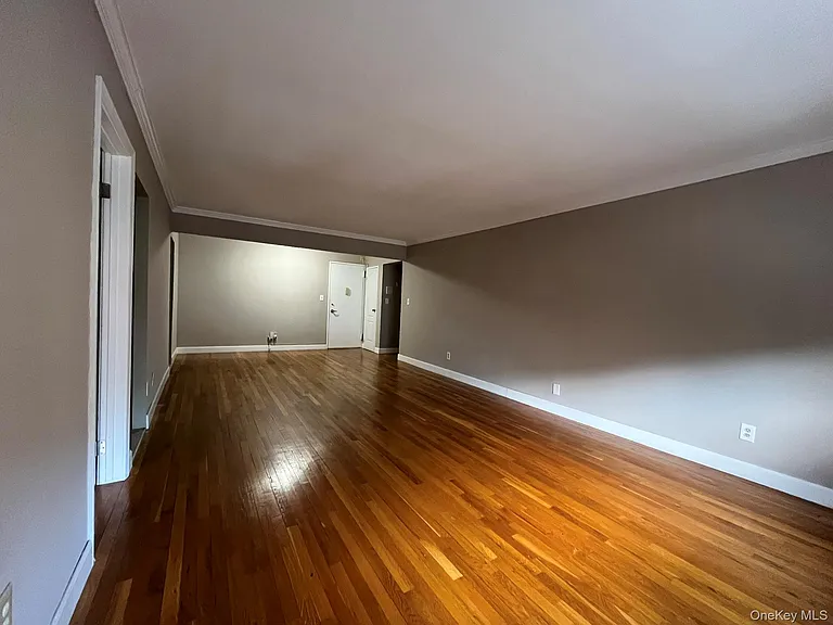 101 Jackson Ave #2G — Photo 10