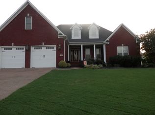 41 Kennedie St, Medina, TN 38355