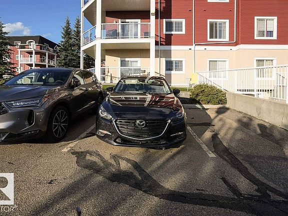 5th image of 226 Macewan Rd SW #117