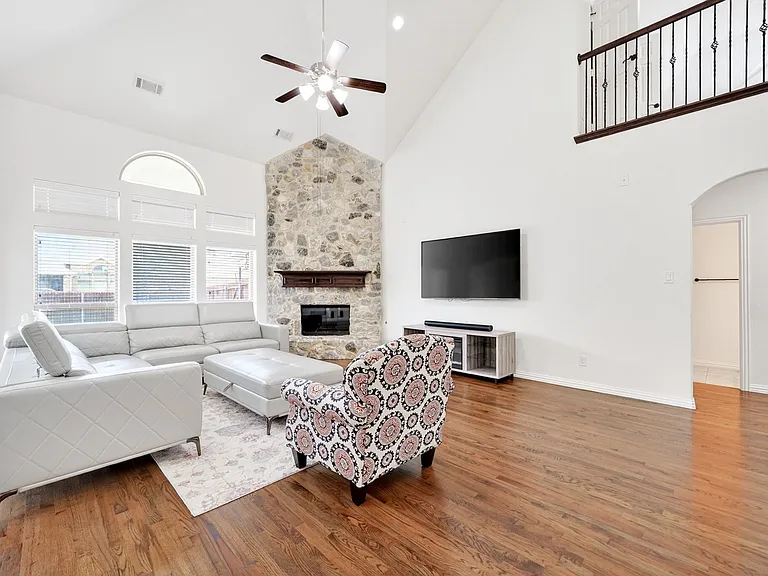 12305 Belmeade Dr — Photo 47