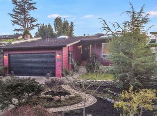 520 7th St, Montara, CA 94037