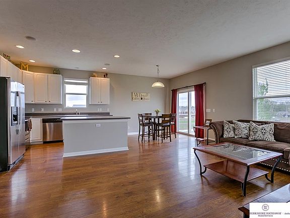 2nd image of 8922 S 66th Ave