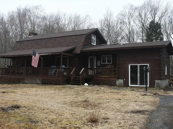 276 Hilton Ln, Swansea, MA 02777