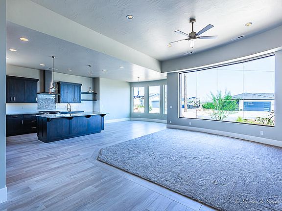 4th image of 1105 W 2440 South Cir