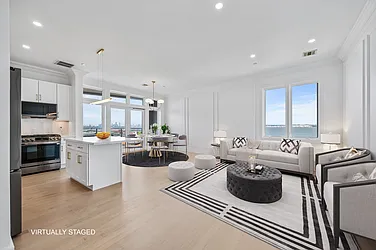 90 Bay Street Landing, #6L