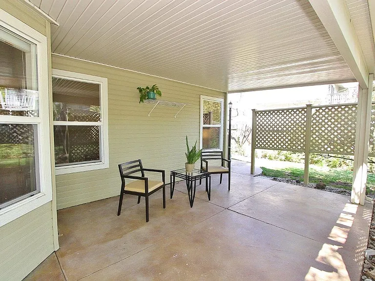 2074 S Tollgate Way — Photo 28