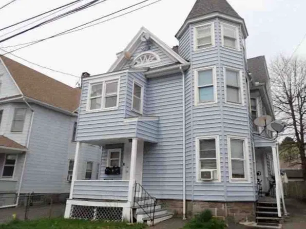 92 Gem Avenue, Bridgeport, CT 06606