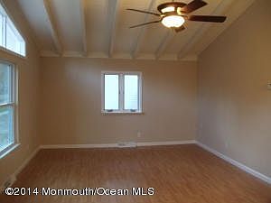 2nd image of 610 Sunrise Blvd