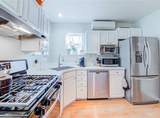 1718 Mary St, Pittsburgh, PA 15203
