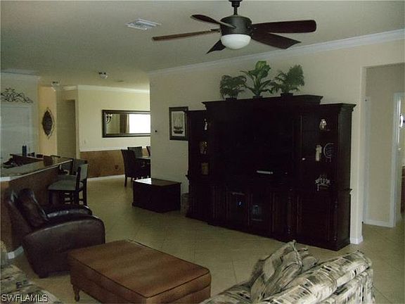 2nd image of 8139 Monticello Ct