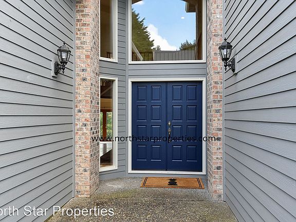 4th image of 17994 Saint Clair Dr