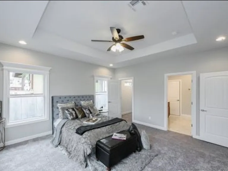 1215 N Cheyenne Ave — Photo 5