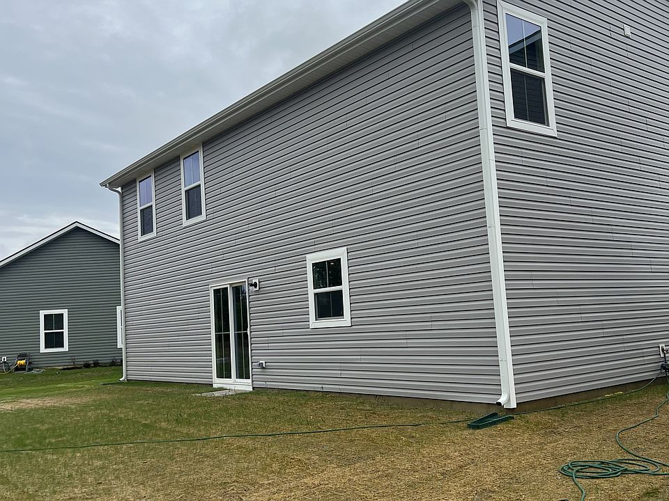 2nd image of 1738 Bayberry Dr
