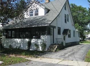 34 Atwell St, Rochester, NY 14612