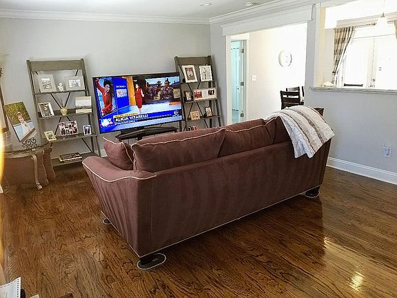 Hardwood Floors Family Rm.