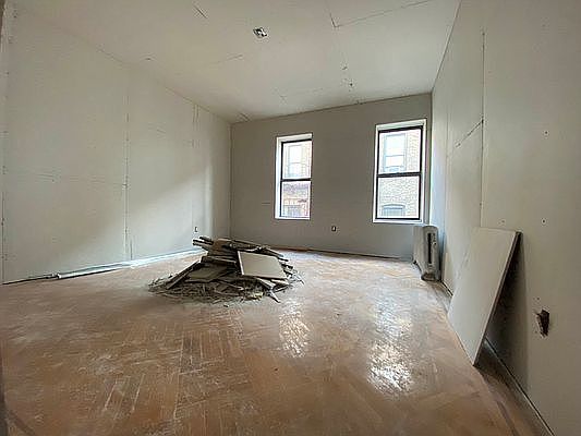 2nd image of 267 Lincoln Pl APT 8D