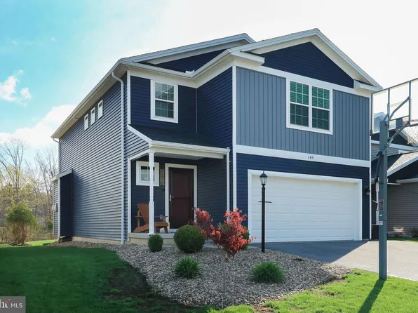 149 Amicus Dr, Port Matilda, PA 16870