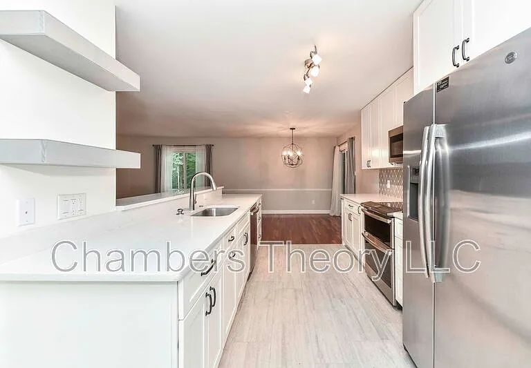 12231 Westwood Hills Dr — Photo 5