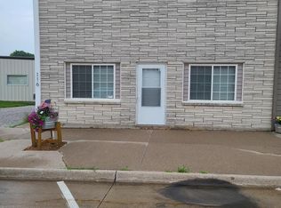 116 Center Ave N #3, Mitchellville, IA 50169
