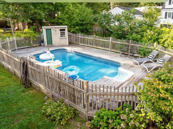 50 University St #2, Portland, ME 04103