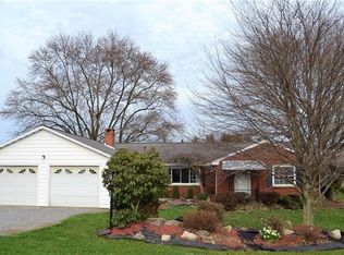 123 Circle G Dr, Kittanning, PA 16201