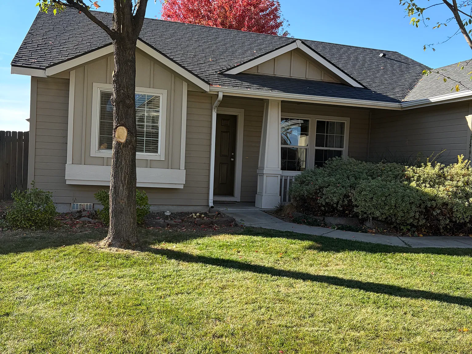 4 bed, 1506 sqft, $2,500 — Photo 2