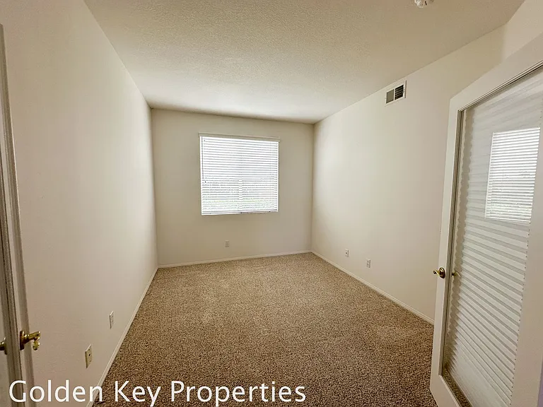 1188 Abelia Ave — Photo 10