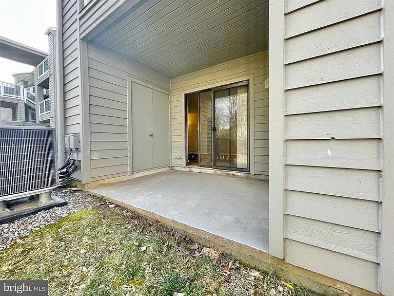 11713 Summerchase Cir #1713C — Photo 38