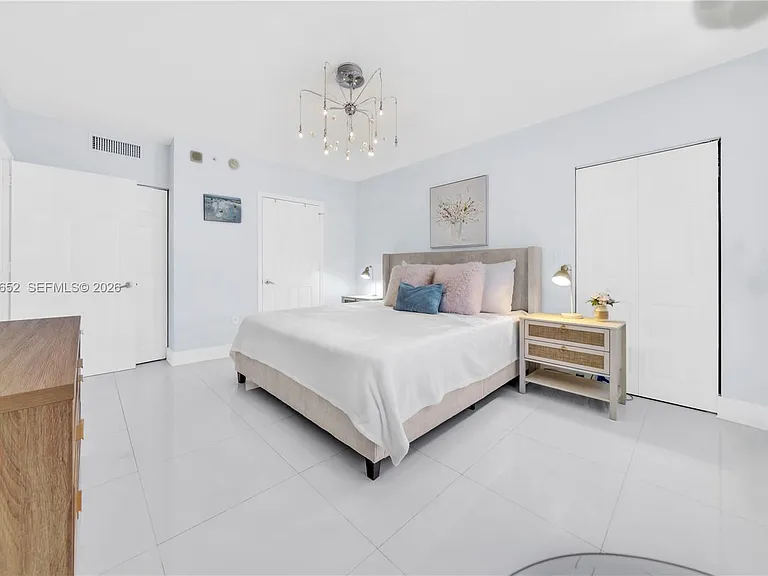 2080 S Ocean Dr #202 — Photo 9
