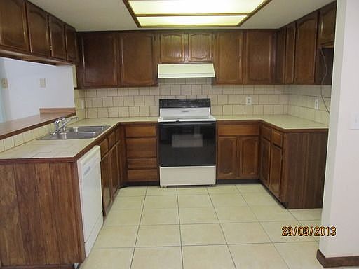 2nd image of 26374 Rolling Acres Dr