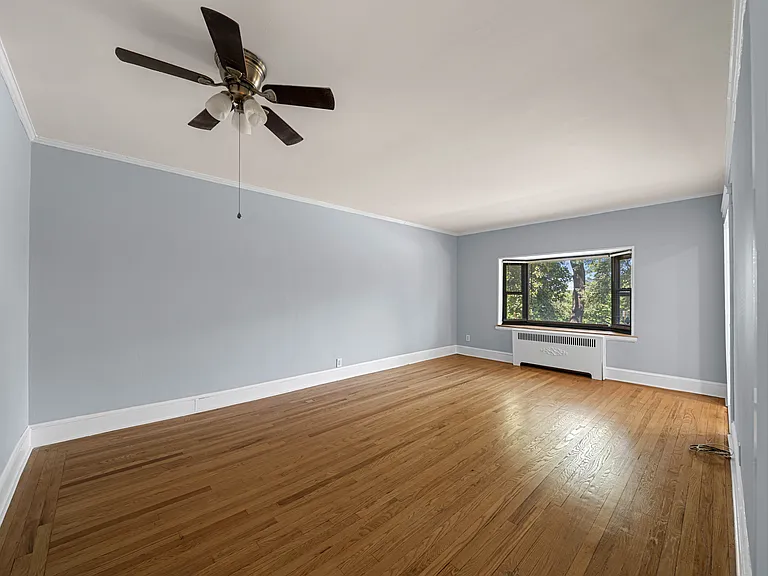90 Tracey Pl #H1 — Photo 9