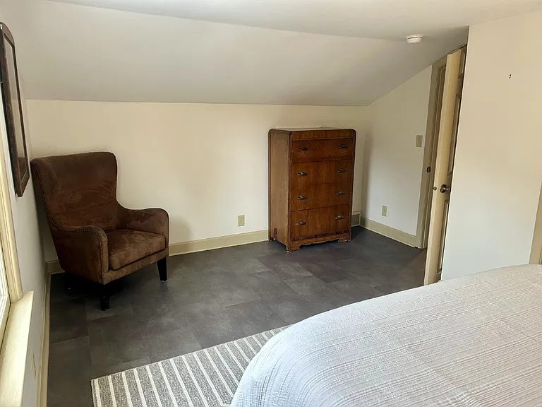 1215 E Skyline Pkwy — Photo 24
