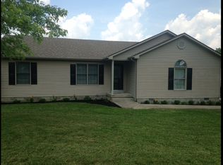 8696 New Bowling Green Rd, Smiths Grove, KY 42171