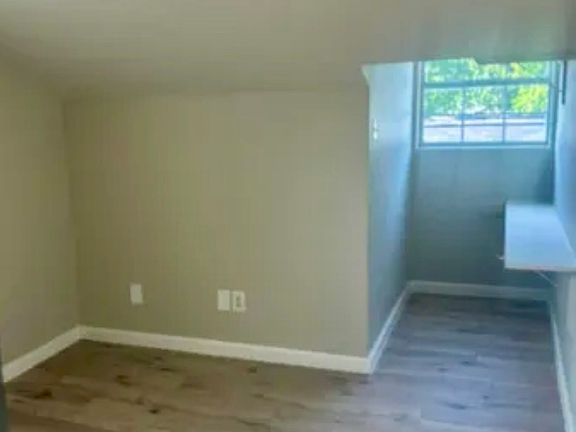 4th image of 622 S Navidad St Unit 3