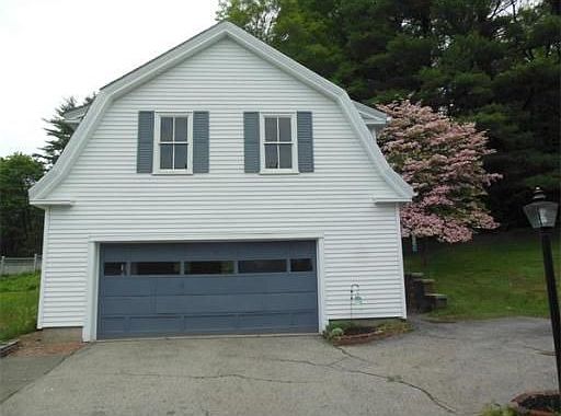 2nd image of 44 Elm Park