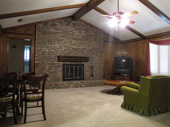 2nd image of 8012 Belmont Ave