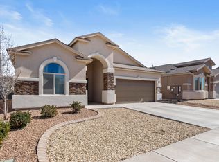 132 N Manzanita Dr, El Paso, TX 79928