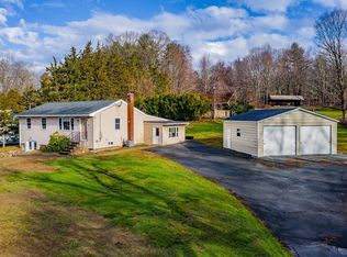 286 Granville Rd, Southwick, MA 01077