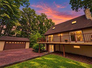 60 Pine Ln, Palmerton, PA 18071