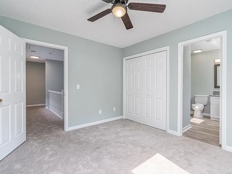 105 River Bluff Ct — Photo 20