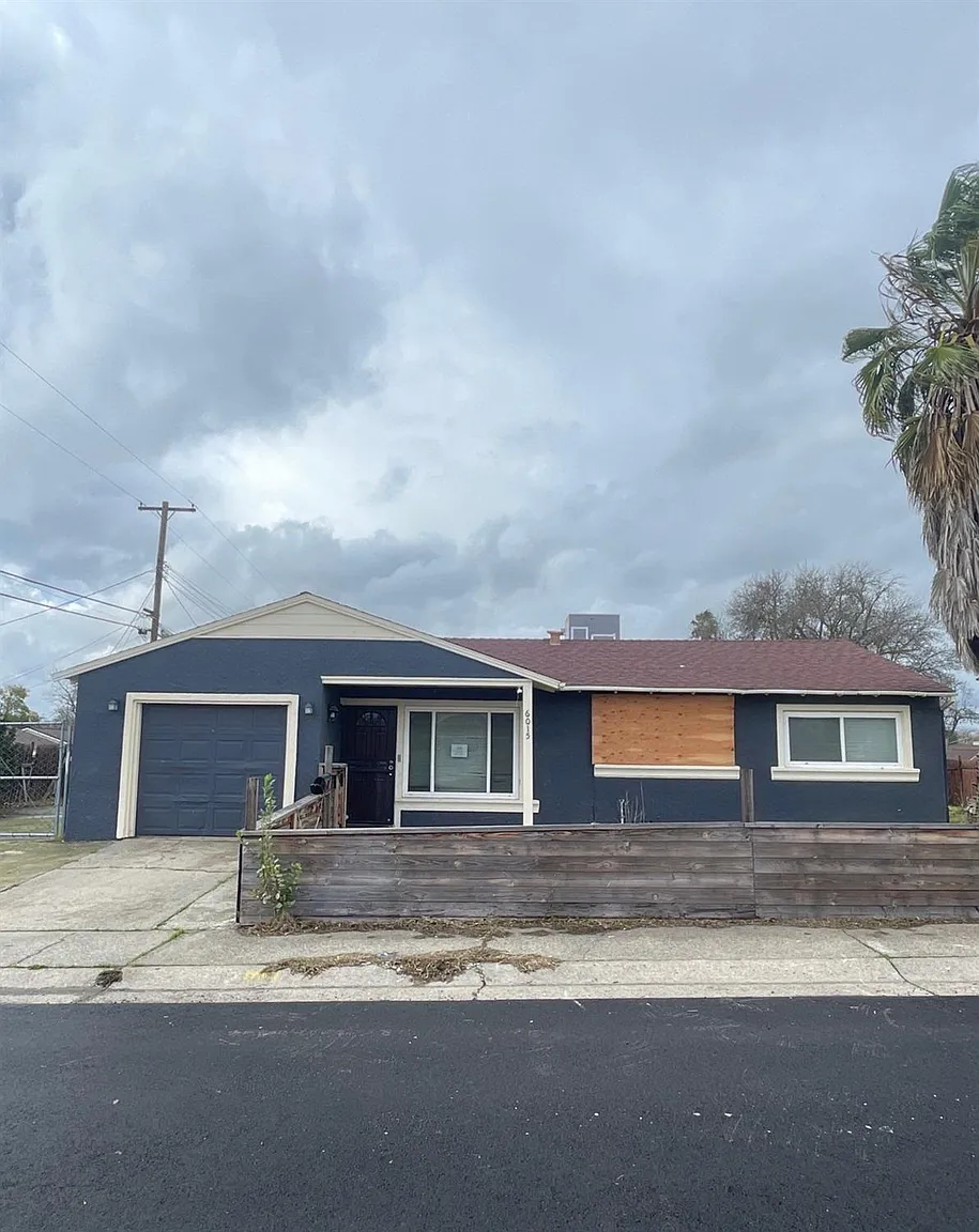 6015 Gay Way photo 1