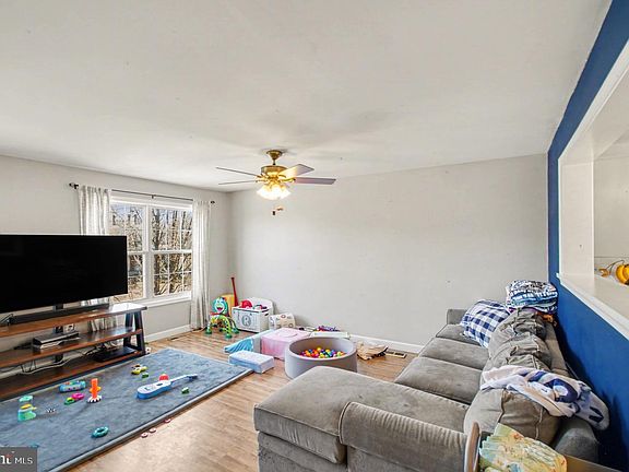 4th image of 46 Morton Rdg