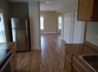 97 Jewett St, Lowell, MA 01850