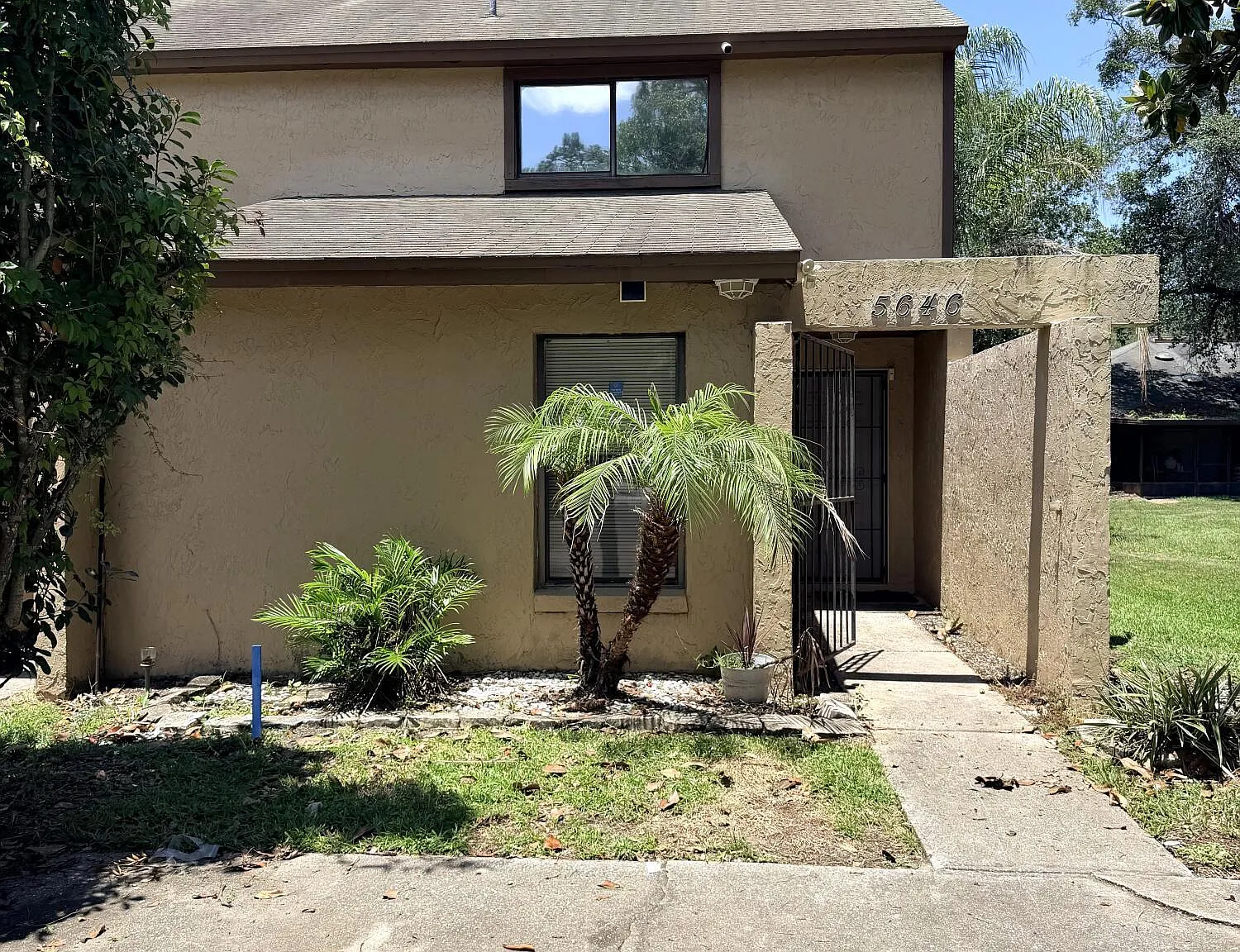 2 bed, 2.0 bath, 1210 sqft, $1,395 — Photo 1